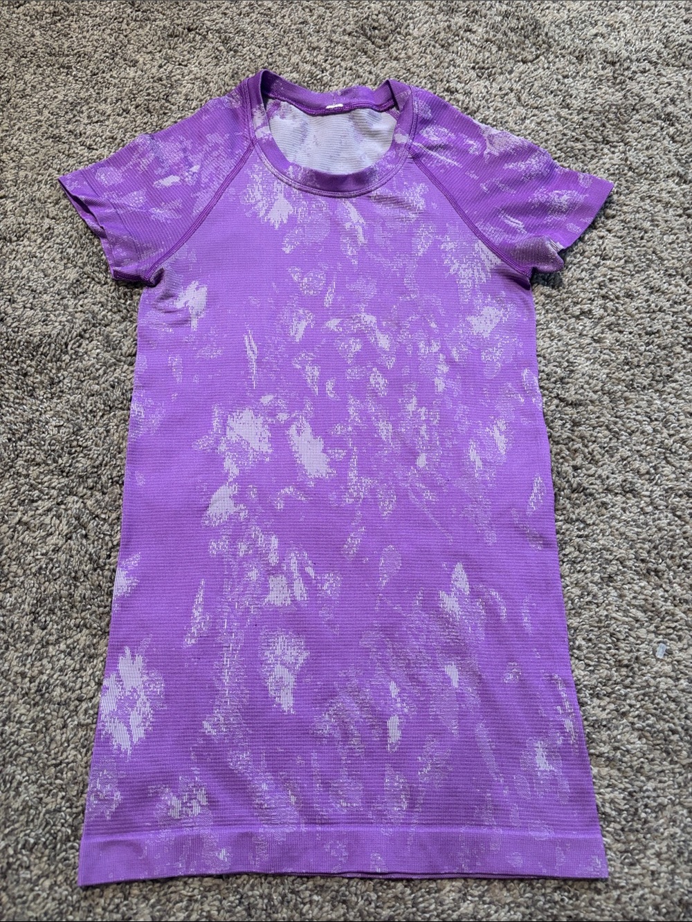 Lululemon Short Sleeve Swiftly size 2